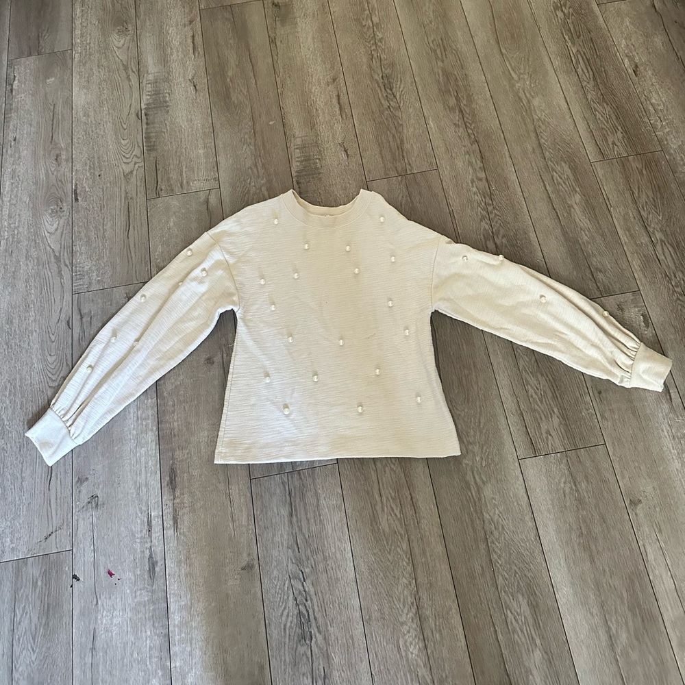 pearl sweater US size Medium